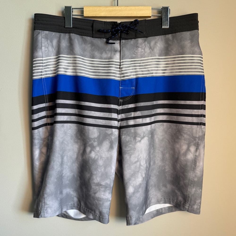 Old Navy California Men's Swim Board Shorts Blue Gray Striped Unlined Size 36